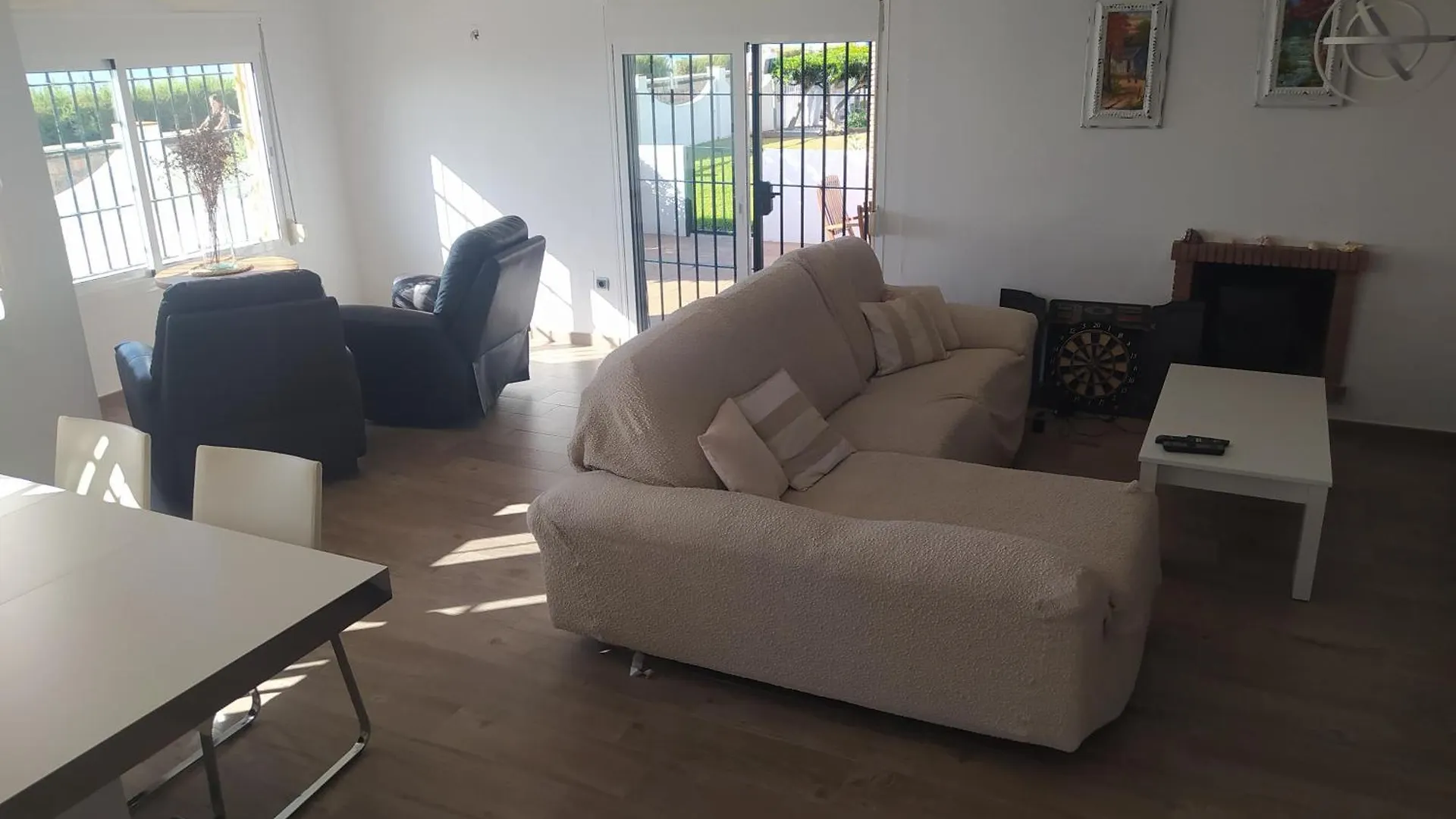 Hébergement de vacances Villa Adosado En La Bahia De Casares