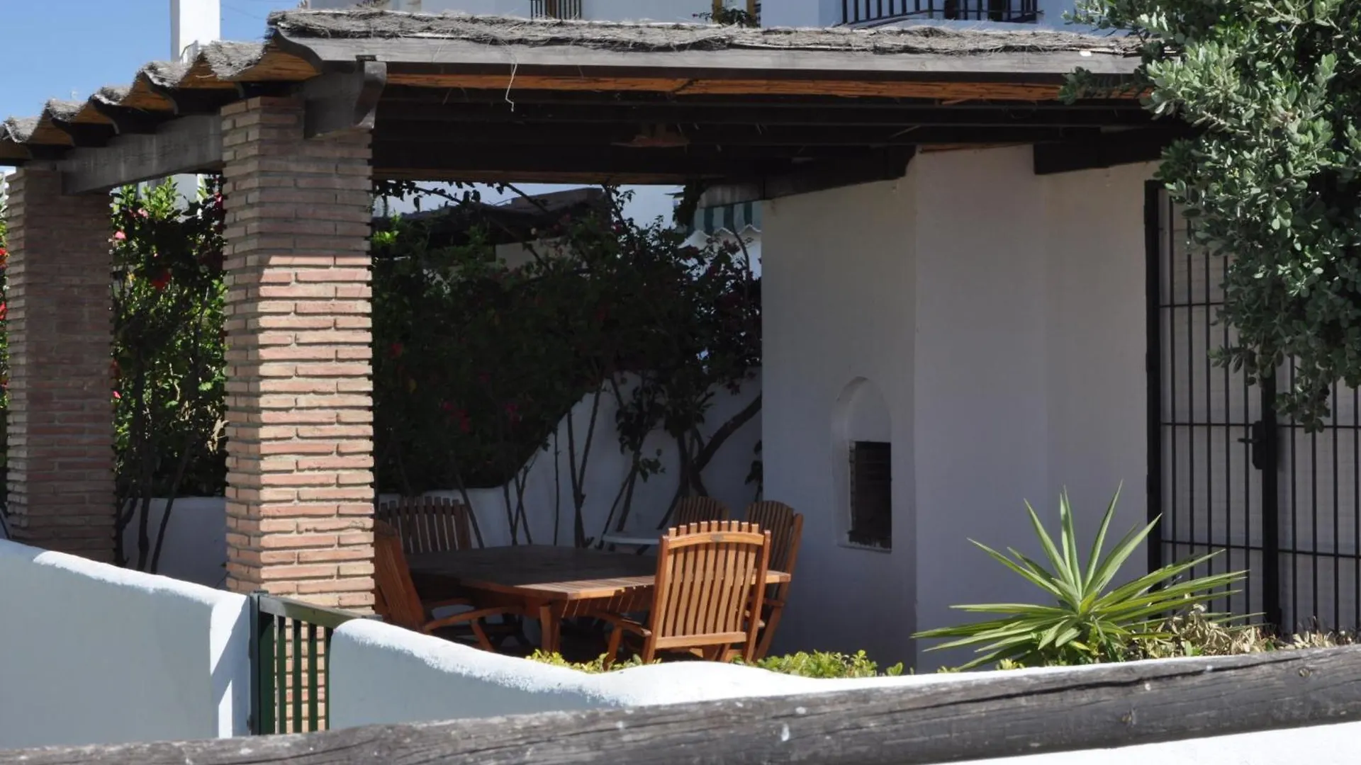 Adosado En La Bahia De Casares Villa Nyaraló