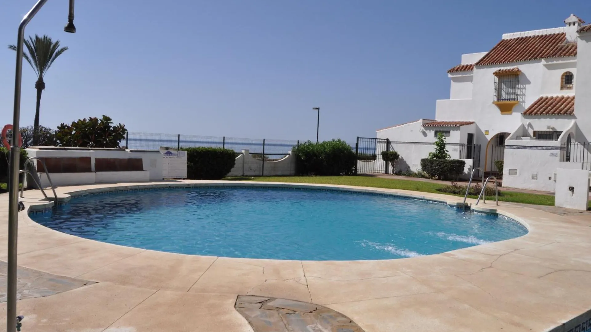 Adosado En La Bahia De Casares Villa Nyaraló
